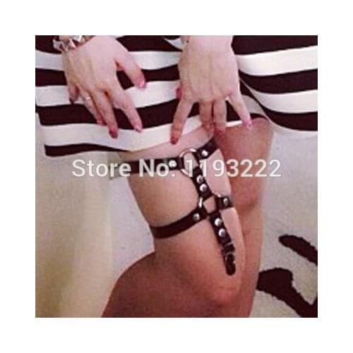 Men Women Sexy Handmade O-Round Rivets Double Row Heart Leather Garter Belt Harness Ring Loop