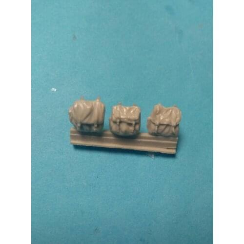 Scenario model resin tank external package 1:35