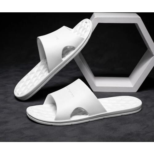 Home Slippers Lightweight Non-slip Bathroom Sandals Fashion Classic Three-color Couple Slippers Indoor Casual Shoes Size 35-46