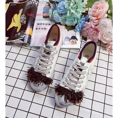 New flat-bottomed distressed white shoes, heavy-duty rhinestone beaded canvas shoes, fashionable womens single shoes