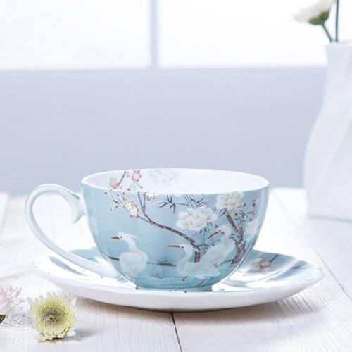 High Quality Coffee Cup And Saucers Set Fine Bone China Tea Cups Fashion Design Tazas De Cafe Espresso Cup European Coffee 250Ml