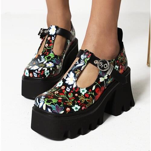 Street Trend High Platform Sandals Thick Heel Platform Flower Pattern Mary Jane Shoes Buckle Flower Summer Sponge Cake Bottom