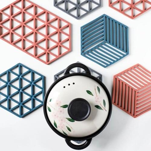 LCH Japanese Style Geometric Thermal Pad Table Pot Holder Cup Mat Black Iron Coasters Placemat Nordic