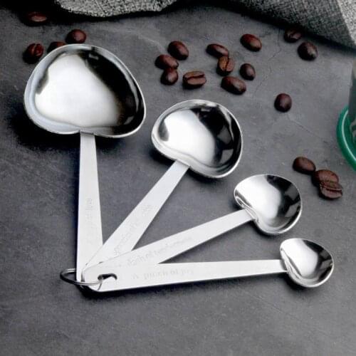 Free shipping 100 set/400pcs Love Beyond Measure Heart shaped Measuring Spoons+wedding favors gifts