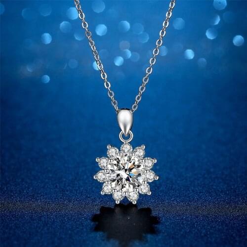 Women 2ct Moissanite Necklace Sterling Silver 14K White Gold Plated Necklaces Gra Certification D Color VVS1 Moissanite Jewelry