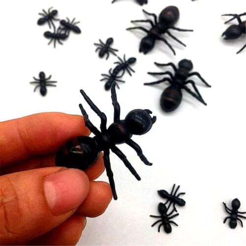 Scary Toys 30Pcs Fake Ants Simulated Insect Prank Toy Ants Spider Cockroach Fly Toy Figure Joke Toys Halloween Party Supplies