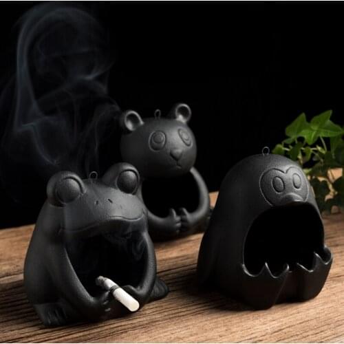 European Ceramic Animal Ashtray Anti-fly Ash Retro Black Animal Storage Box with Phnom Penh Decoration Living Room Car Ashtray