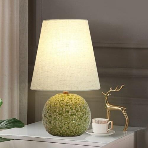 Modern Simple Carved Craft Ceramic Table Lamp Bedside Lamp For Living Room Creative Personality Warm Light Decorative Table Lamp
