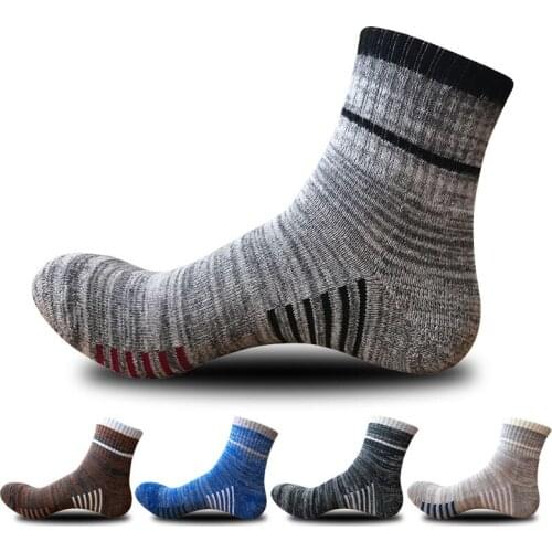 5 pairs /lot New Mens Cotton Socks Outdoor Sports Hiking Socks with Thick Soles Running Basketball Badminton Cycling Socks