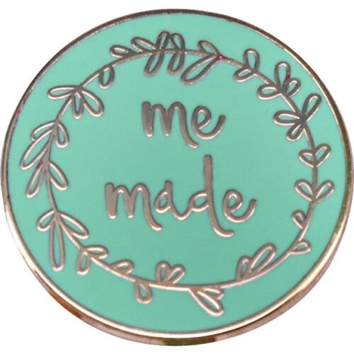 Me Made Enamel Pin Beautiful Sewing Craft Round Letter Brooch Plant Flowers Metal Medal Badge Backpack Decor Jewelry Unique Gift