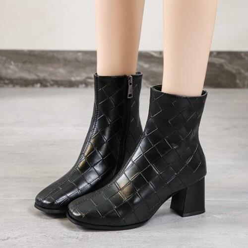 Fashion Winter Boots Square Heel Ladies Shoes Ankle Boots Solid Color Black Boots Zipper Round Toe Classic Women Shoes
