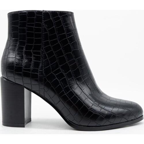 Elegance Ladys basic ankle footwear Middle heel Ankle winter and fall fashion heel boots with point toe buckle with strapstrap