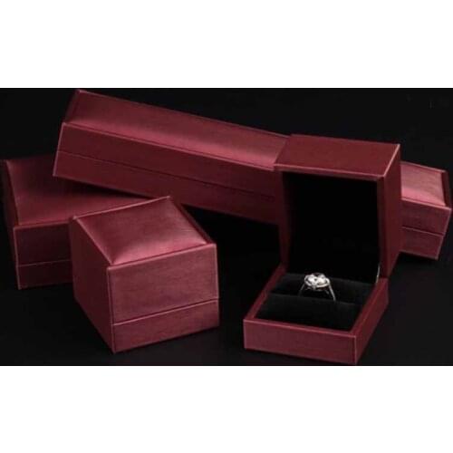 1 pcs 6x6.5x5cm gold /red color flannelette drawbead box jewelry box ring necklace pendant bracelet Jewelry Box