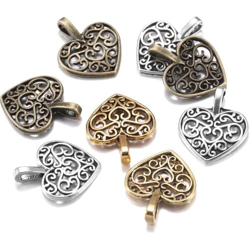 30pcs/lot 15*18mm Vintage Metal Zinc Alloy Hollow Love Heart Charms Fit Jewelry Pendant Charms Makings Accessories