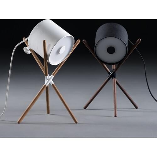 瓦莎蒂 Table Lamps