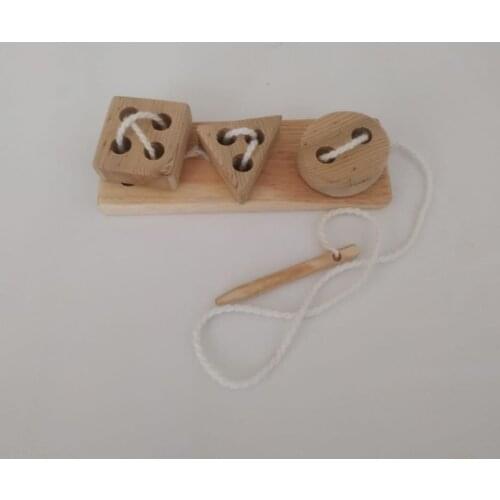 GEOMETRIC SHAPES WOOD FIND-PLUG GAME HELP IMPROVE HAND AND EYE COORDINATION