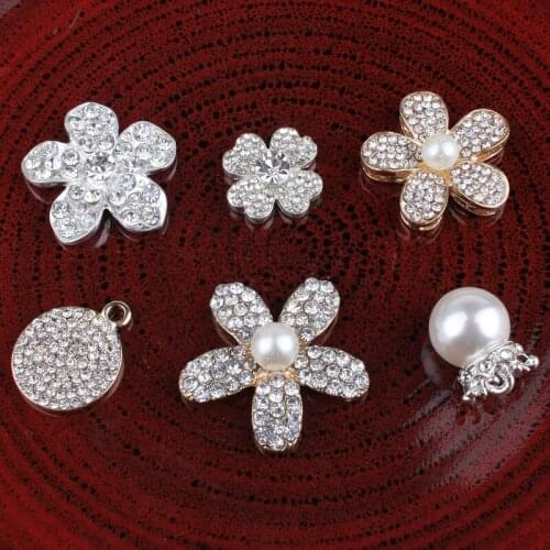 120PC Hot Fix Vintage Clear Metal Rhinestone Buttons Bling Flatback Flower Centre Crystal Pearl Button for Wedding Embellishment