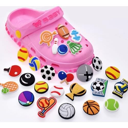 Hole Slippers Shoe Buckle Chars Crocs Designer Accesoire Decoration Sports Basketball Football Garden Shoe Decoration Kid Gift