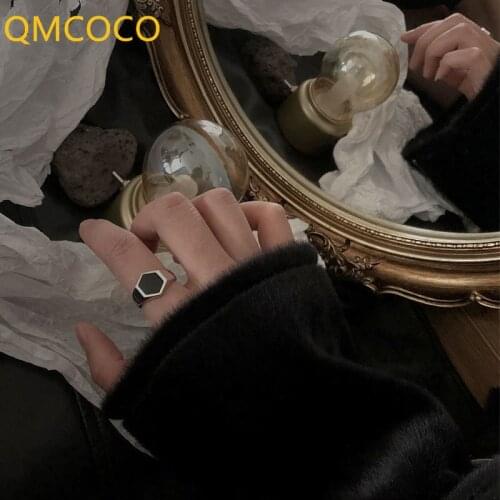 QMCOCO Minimalist 925 Silver Rhombus-Shape Fashion Creative Black Stone Geometric Ring For Woman Party Birthday Gift