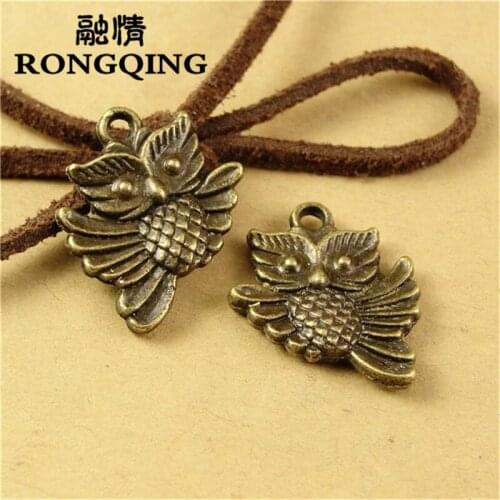 RONGQING 60pcs/lot 20*17MM Antique Bronze 2 Sided Flying Owl Pendant Jewelry Accessories DIY Supplier