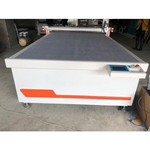 High configuration oscillating knife cutting machine leather cutting