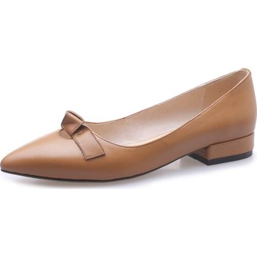 Contracted joker in the spring of 2019 with lower side with 40-41 pointed leather shoes