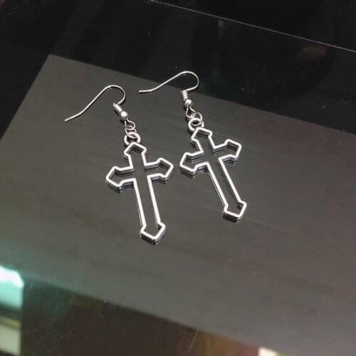 Punk Metal Star Earrings for Women Gothic Silver Big Pentagram Round Drop Earring Fashion Statement Jewelry