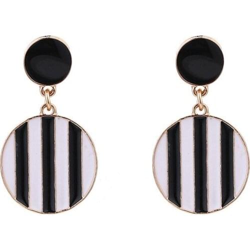 2021 New Fashion Classic black white Stripes Earring simple Round Statement Drop Earrings For Women ear Jewelry wholesale Gift