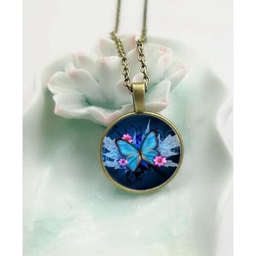 2019 new fashion blue pansy glass pendant necklace high quality necklace