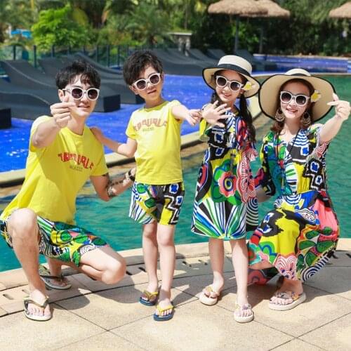 Family Clothing Set Mother Daughter Summer Beach Dresses Holiday Family Matching Outfits Cotton T-shirts Matching Couple Outfits