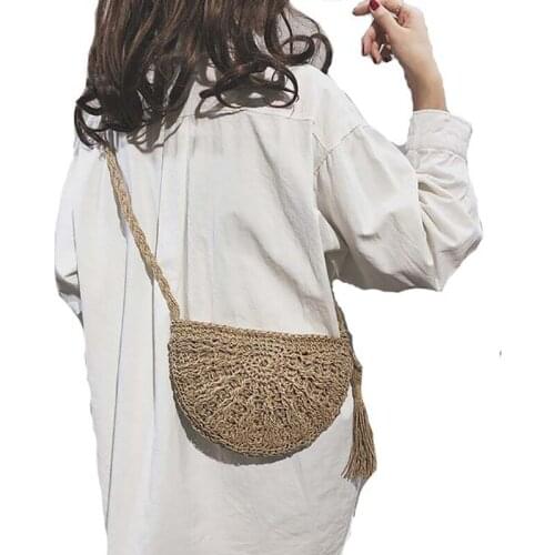 2020 Straw woven bag Single Shoulder Messenger womens bag beach bag woven bag tassel Japanese and Korean literature and art bag