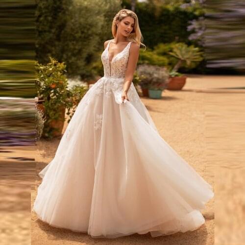 Vintage Ball Gown Court Train Wedding Bridal Dresses Tulle Lace Appliques Princess Bridal Gown Marriage Custom Made