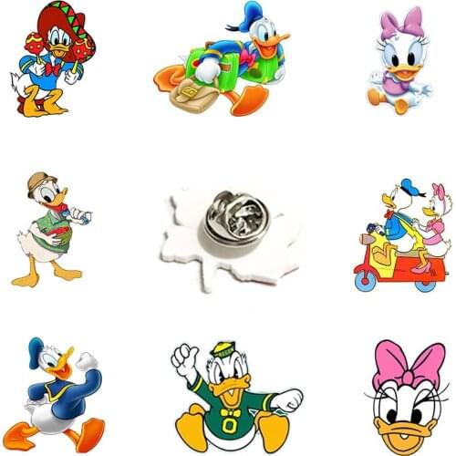 Disney Unique Personality Lapel Pin Donald Duck And Daisy Boys And Girls Creative Design Epoxy Resin Acrylic Accessories Gifts