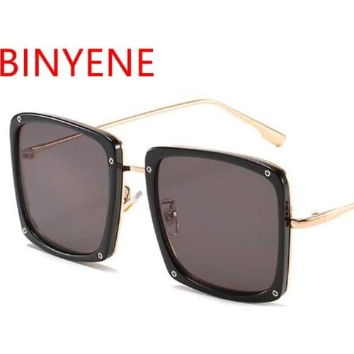 New Square Oversized Metal Frame Sunglasses Women Men fashion Design Driving Ocean Gradient Sun Glasses for feminine UV400