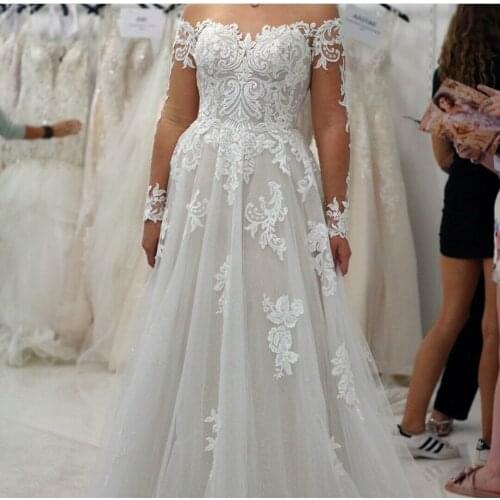 Vintage Long Sleeve Off Shoulder Lace Wedding Dresses Ivory Illusion Back Tulle Robes De Mariée Bridal Gown For Women