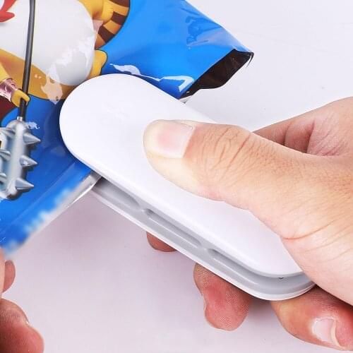 Portable Mini Sealing Machine Kitchen Storage and Organization Household Sealing Food Clip Heat Sealer for Kitchen Convenience