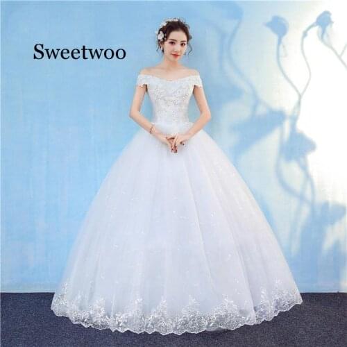 New Arrival 2020 Vintage Elegant Lace White party Dresses Boat Neck Plus Size Ball Gown Robe de