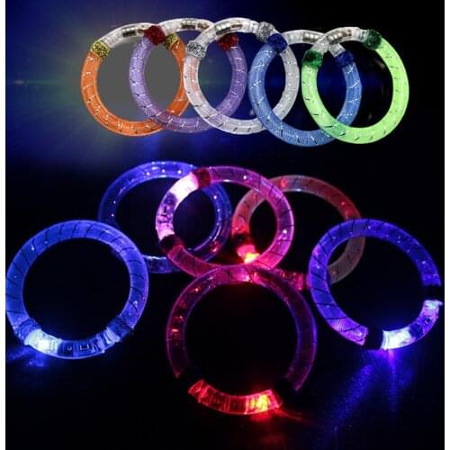 Luminous toys/Colorful flash tube / acrylic bracelet/colorful flash/pouring light/bar props/crystal ball/baby toys for children