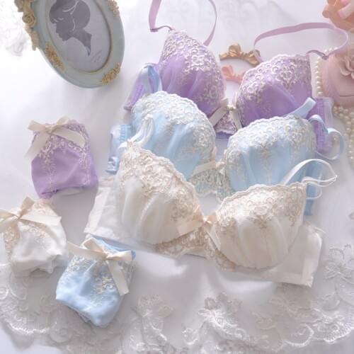Japanese Sweet Three-color Delicacy Embroidery Intimates Set Kawaii Young Girl Student Cute underwear Sexy Bra & Panties Set