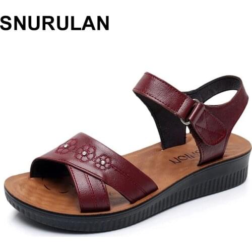 SNURULAN2021 Summer Mother shoes flat sandals women soft leather low heel oft bottom fashion shoes comfortable non slip sandals