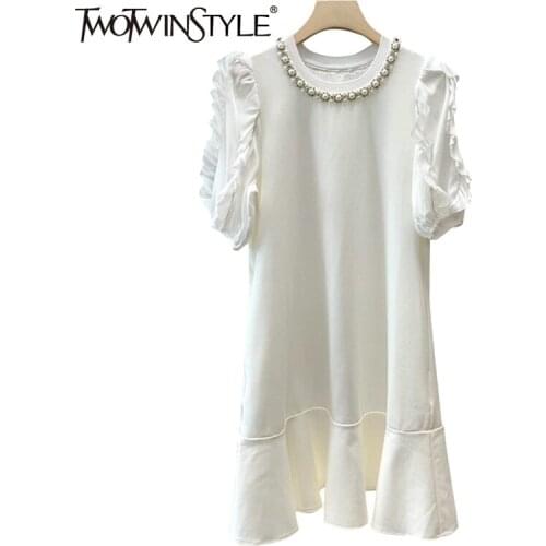 TWOTWINSTYLE White Patchwork Pearl Dress For Women O Neck Short Sleeve Loose Dresses Female Fashion New Clothing Summer