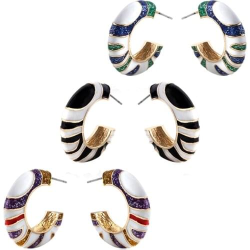 Fashion Personality C - Shaped Earrings For Woman With Color Flash Film Dripping Oil Alloy Metal Studs Popular Accessories