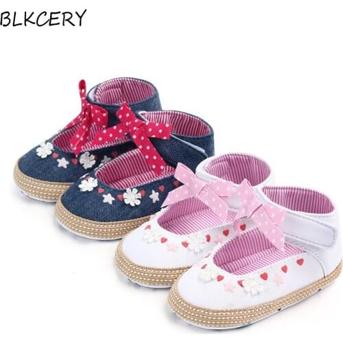 Baby Girl Flats Shoes Newborn Soft Non-slip Bottom Footwear Toddler Crib Shoes Infant 1 Year Old Flowers First Walkers with Bows