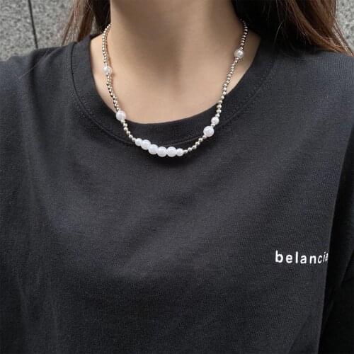 2020 new Korean-Style Fashion Brand Alloy Pearl Necklace Net Red Retro Stitching All-match Design Clavicle Chain