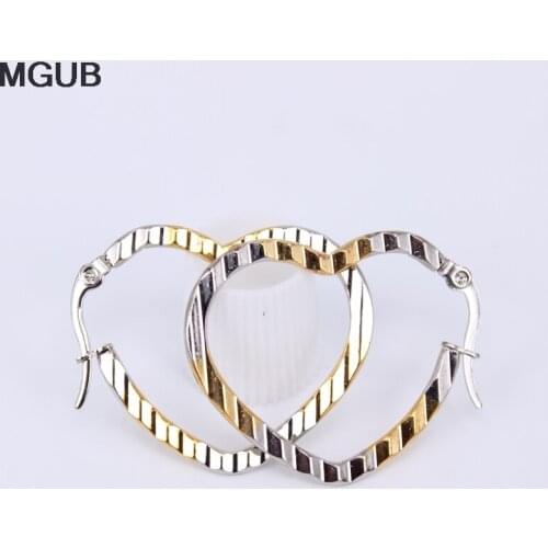 Diameter30-50mm Hot Sale classic Stainless steel jewelry Heart-shaped Party Hoop Earrings for Women Jewelry LH778