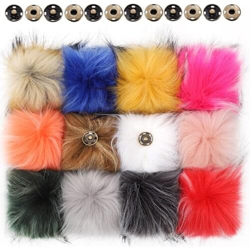 12Pcs/lot Faux Raccoon Fur 12CM Fluffy Pompoms Ball with Press Button for Hat Beanie Accessories Keychain Hand Bag Charms