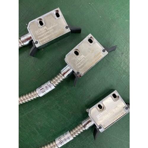 4Pcs Magnetic Read Head 3Meter Magnetic Tape 1um Resolution ,3 AXIS LED Display DRO Magnetic scale for Milling Machine/Lathe