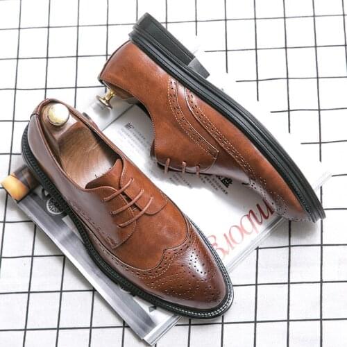 Men Brogue British Oxford Dress Shoes Male Gentleman Split Leather Wedding Shoes Male Fashion Footwear Flats Tassel Mens Oxfords