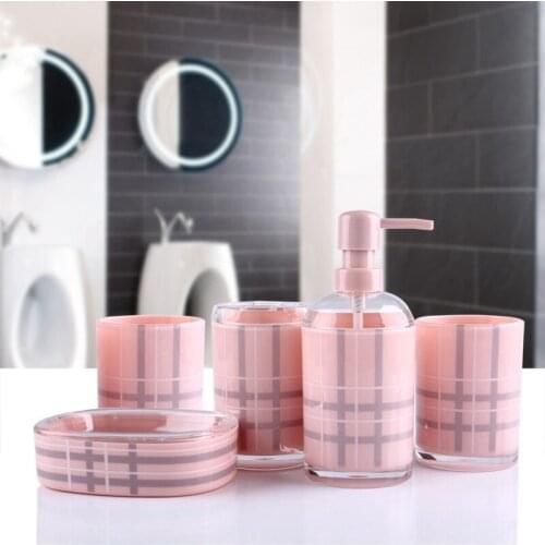 Nordic Bathroom Supplies Clear Glass Lotion Bottle Mouthwash Cup Soap Dish Simple Bathroom Decoration/bathroom Accessory Set