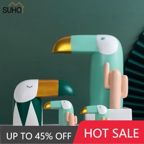 Funny Cartoon Toucan Ornaments Home Resin Crafts Tv Cabinet Desktop Figurines Animal Miniatures Decoration Crafts Accessories